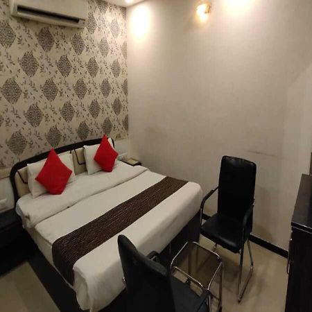 Hotel Swagatam Inn Rajkot Eksteriør billede
