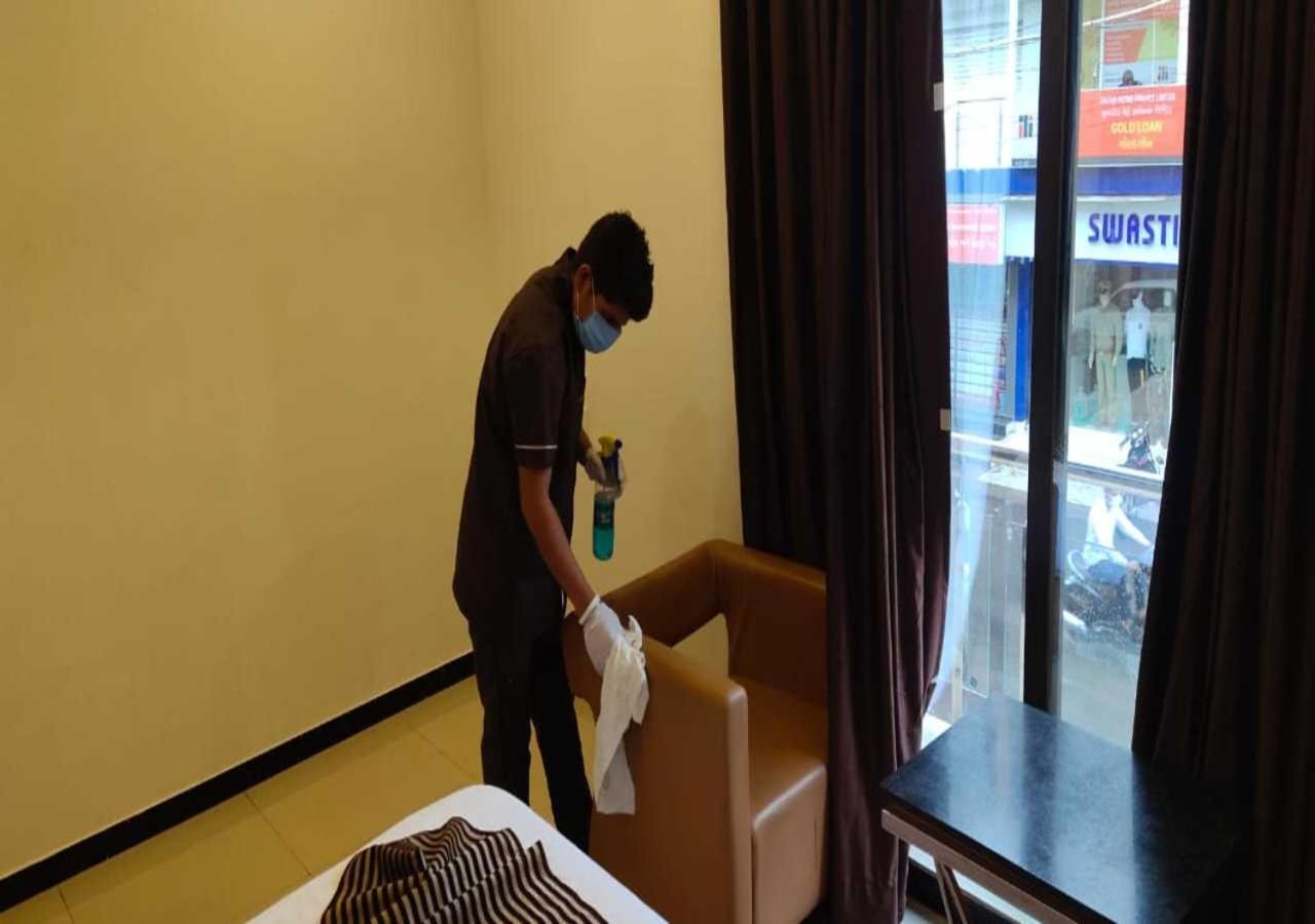Hotel Swagatam Inn Rajkot Eksteriør billede